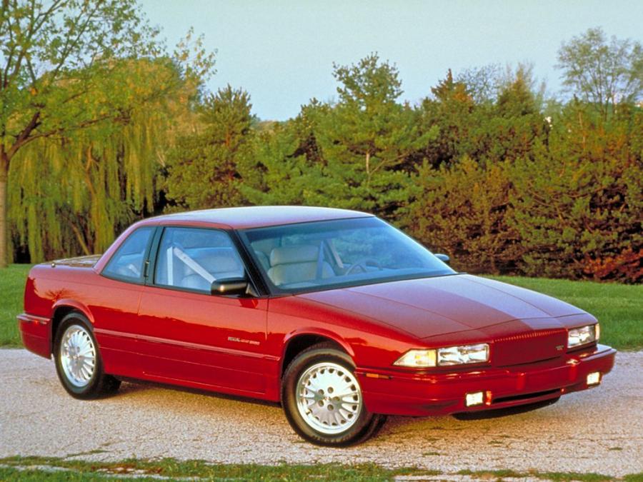  Buick Regal GS Coupe 1993 года  (фото 2 из 4)